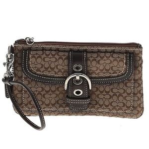Y2K Vintage COACH Brown Buckle Wristlet/Clutch